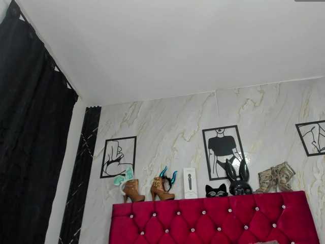 Kazsandra's BongaCams show and profile