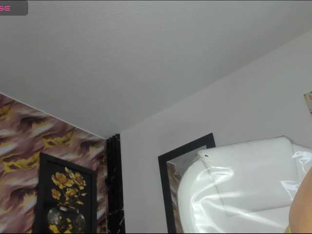Kazsandra live webcam show