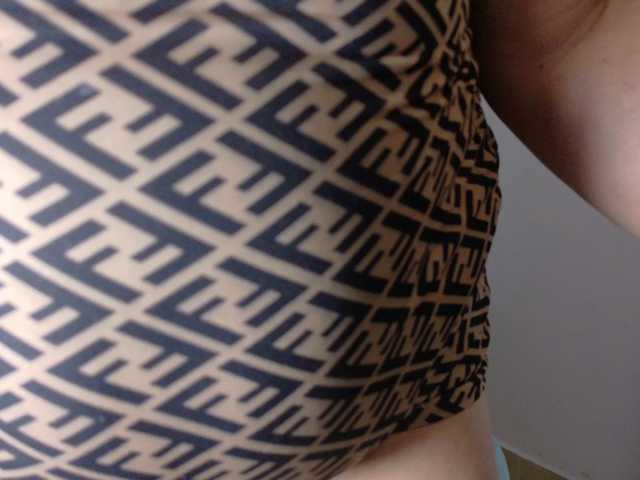 Kazsandra live cam on BongaCams