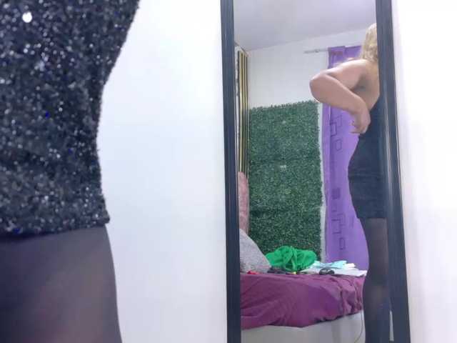 Kazsandra live cam preview
