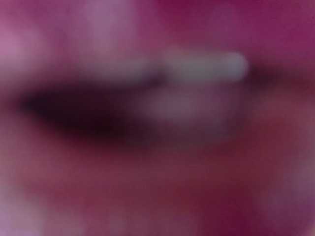 Kazsandra live cam on BongaCams