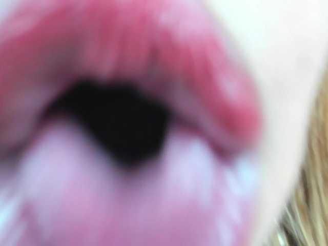 Kazsandra live cam on BongaCams