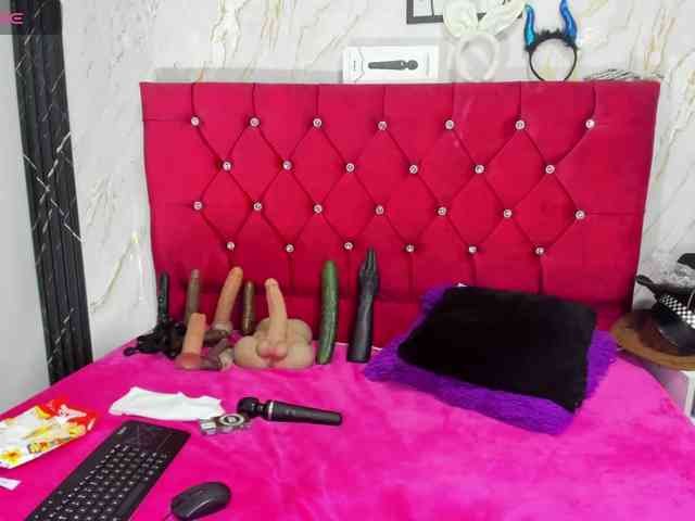 Kazsandra webcam