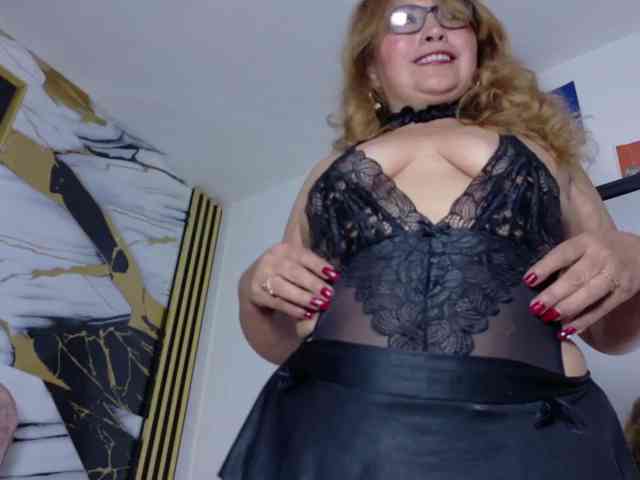 Kazsandra webcam
