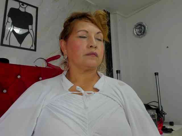 Kazsandra webcam