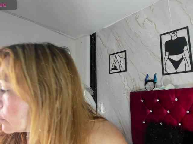 Kazsandra webcam