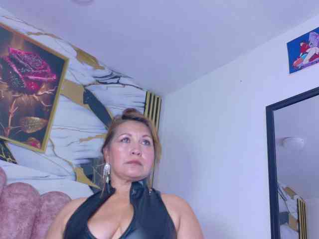Kazsandra webcam