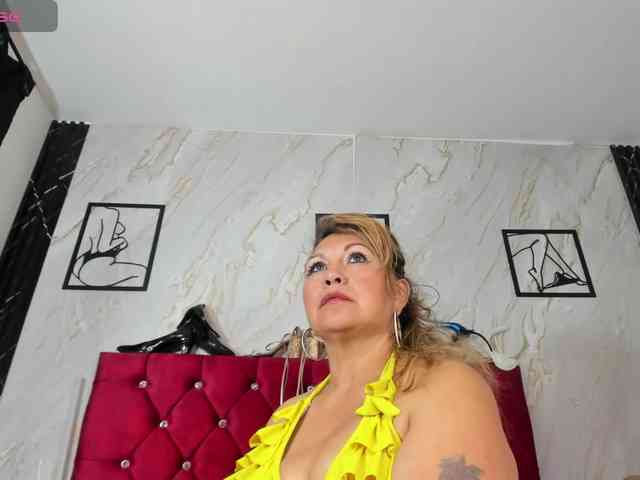 Kazsandra webcam
