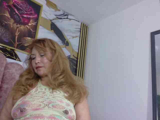 Kazsandra webcam
