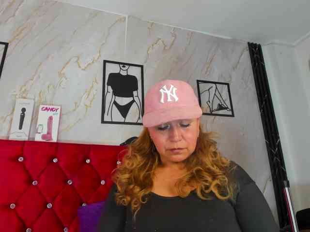 Kazsandra webcam