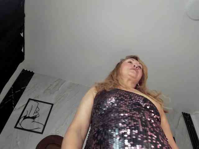 Kazsandra webcam