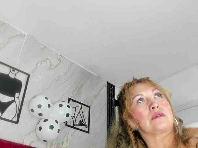 Kazsandra webcam