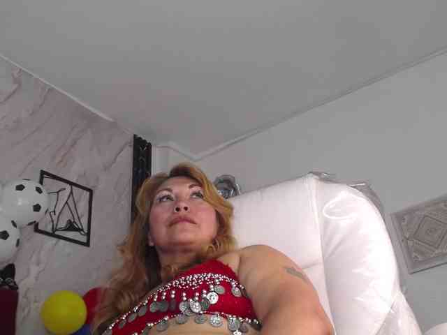 Kazsandra webcam