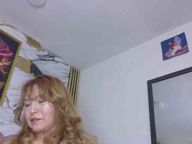 Kazsandra webcam