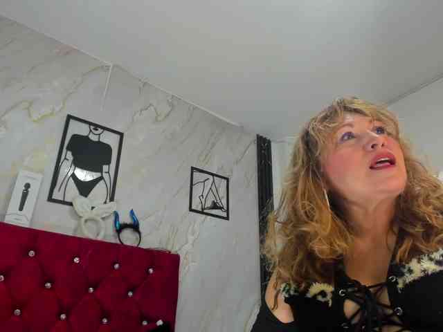 Kazsandra webcam