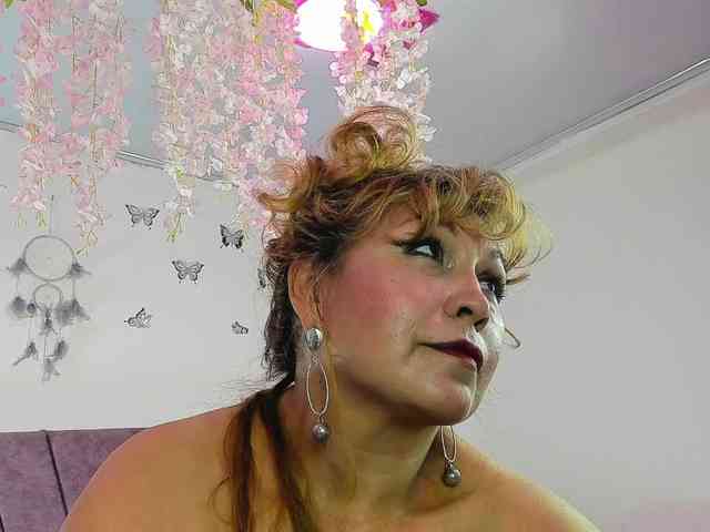 Kazsandra webcam