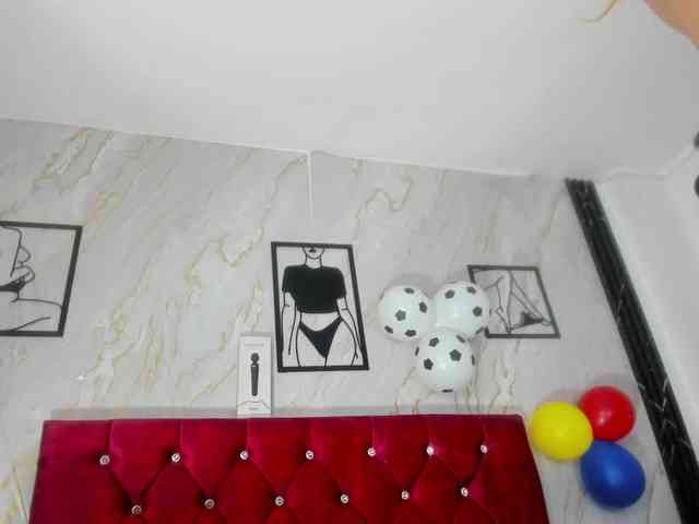 Kazsandra webcam