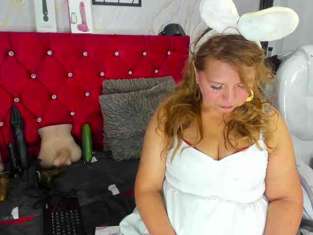 Kazsandra webcam