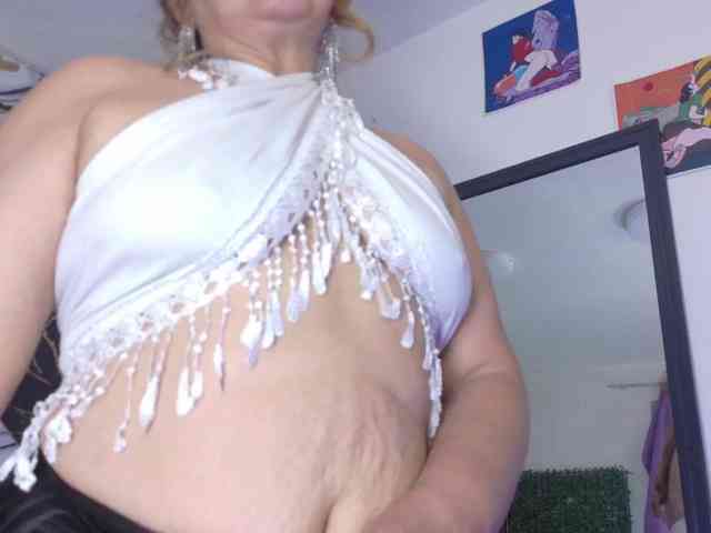Kazsandra webcam