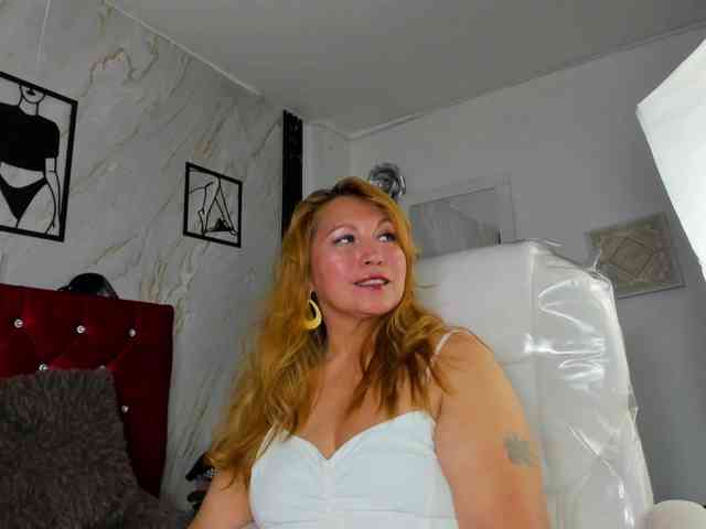 Kazsandra webcam