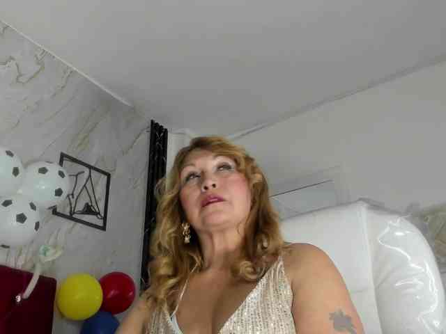Kazsandra Kazsandra