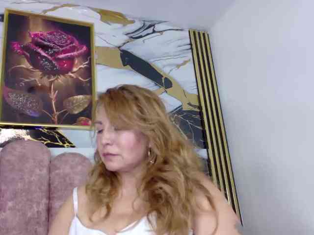 Kazsandra webcam