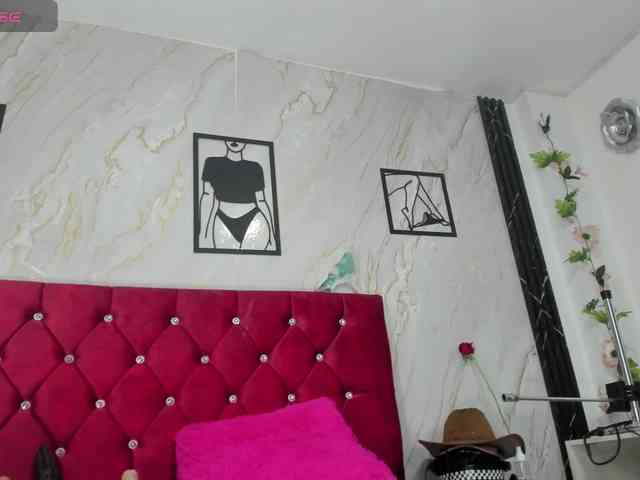 Kazsandra webcam