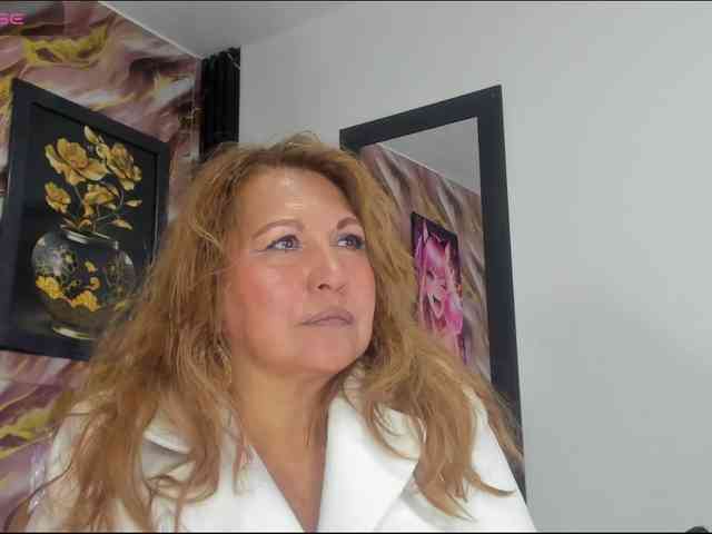 Kazsandra webcam