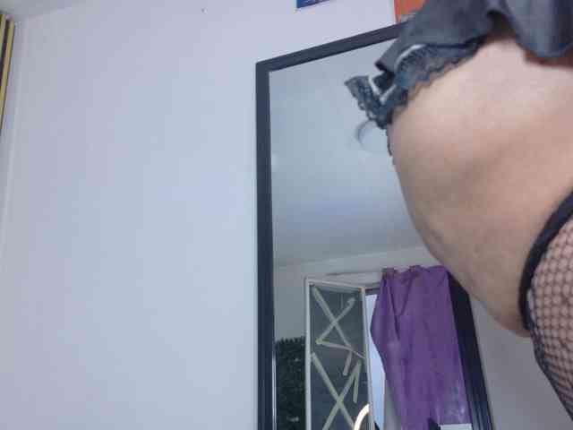 Kazsandra webcam