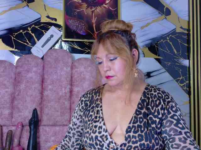 kazsandra's live room