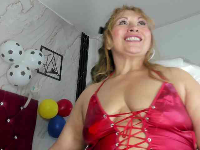 Kazsandra webcam