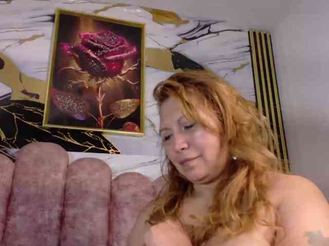Kazsandra webcam