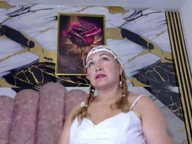 Kazsandra webcam