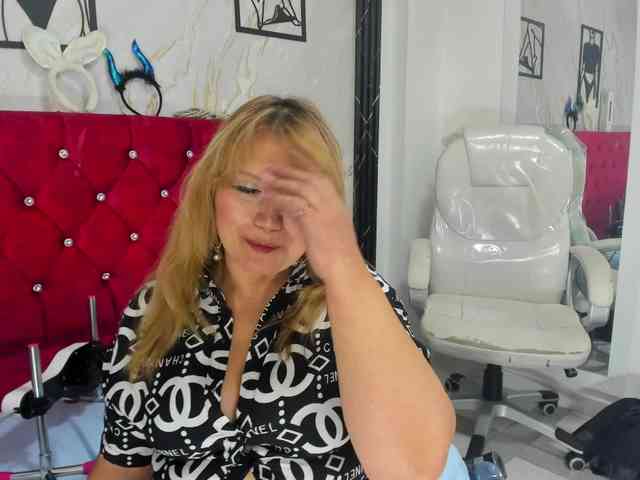 Kazsandra webcam
