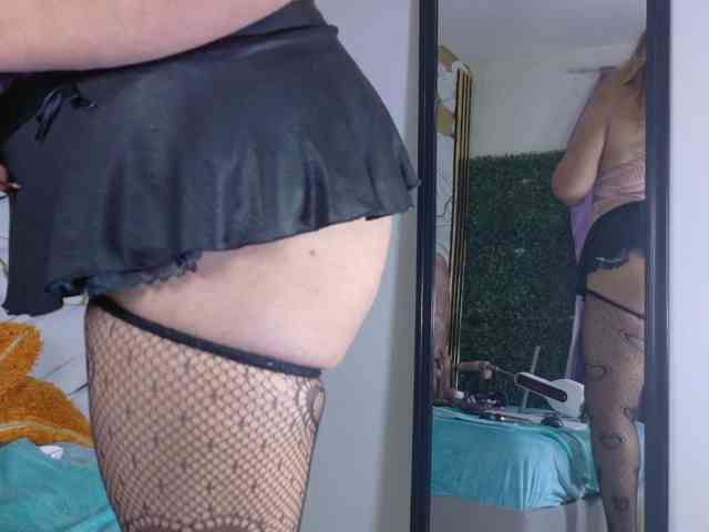 Kazsandra webcam