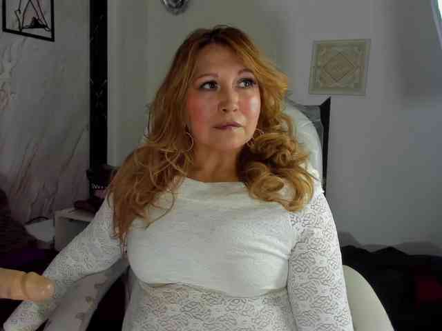 Kazsandra webcam
