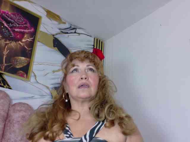 Kazsandra webcam