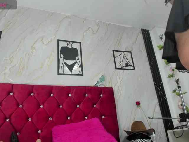 Kazsandra Live Webcam on BongaCams