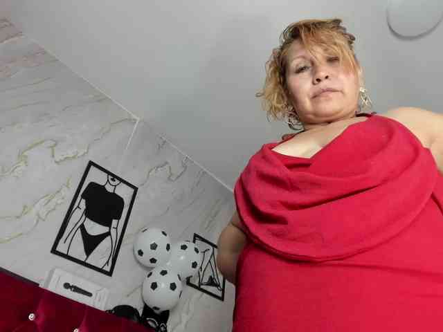 Kazsandra webcam