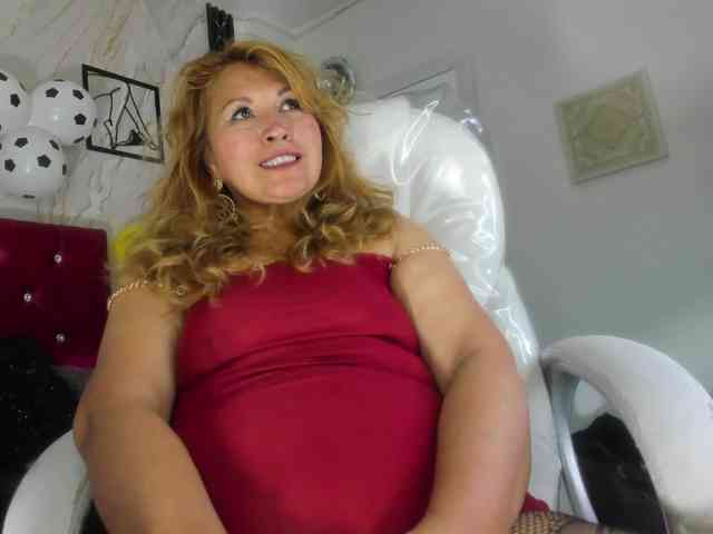 Kazsandra webcam