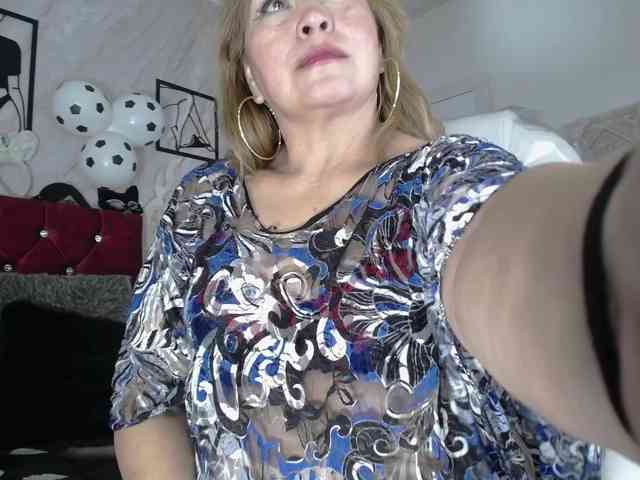 Kazsandra webcam