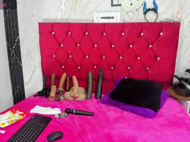 Kazsandra webcam