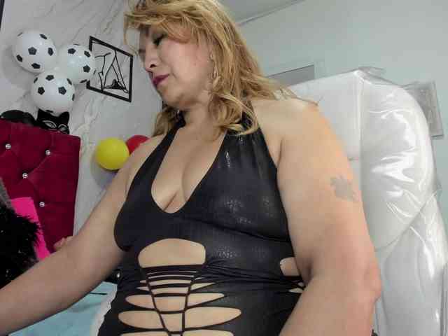 Kazsandra webcam