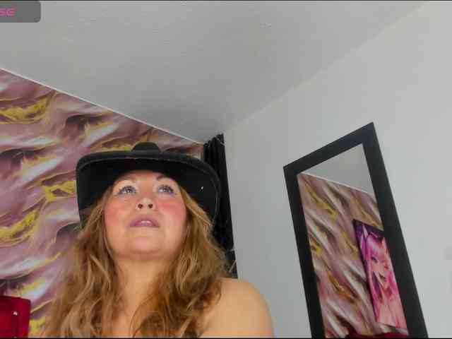 kazsandra's live room