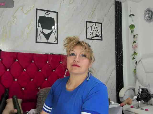 Kazsandra webcam
