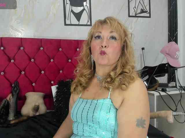Kazsandra webcam