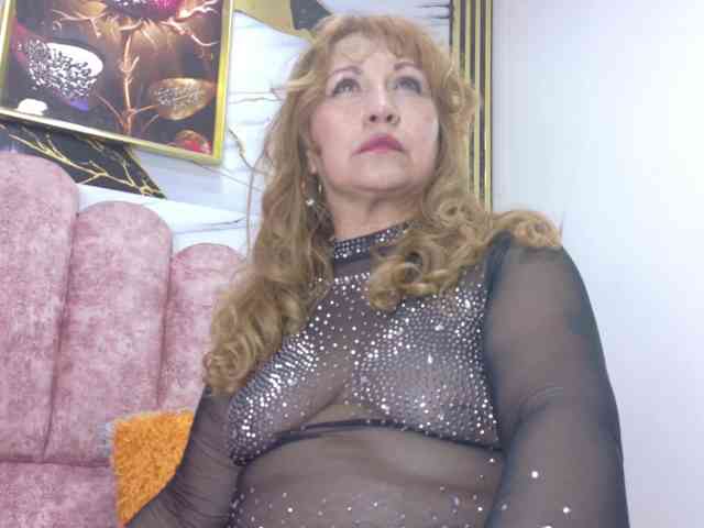 Kazsandra webcam