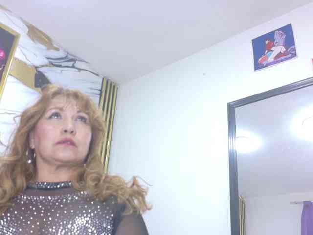 Kazsandra webcam