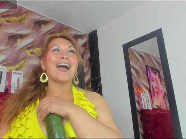 Kazsandra webcam