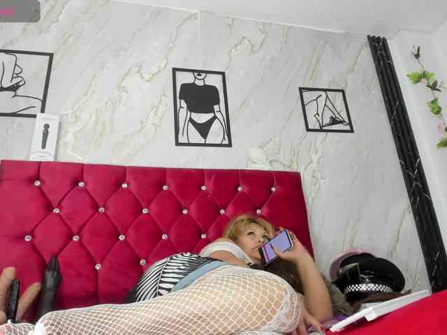 Kazsandra webcam